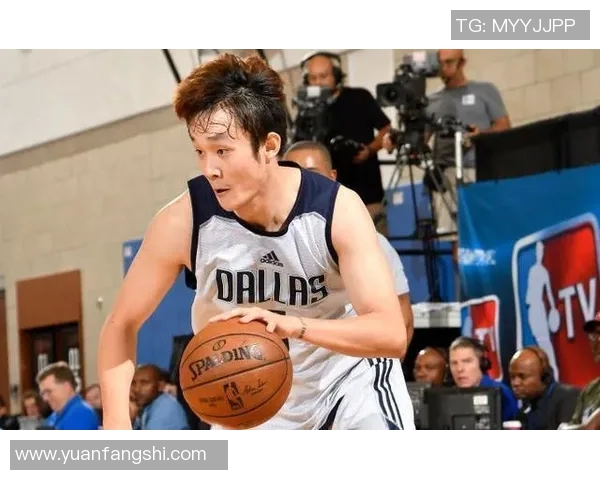 姚明在国外大学的学习经历与篮球生涯的深度融合探索 姚明在国外大学的学习经历与篮球生涯的深度融合探索