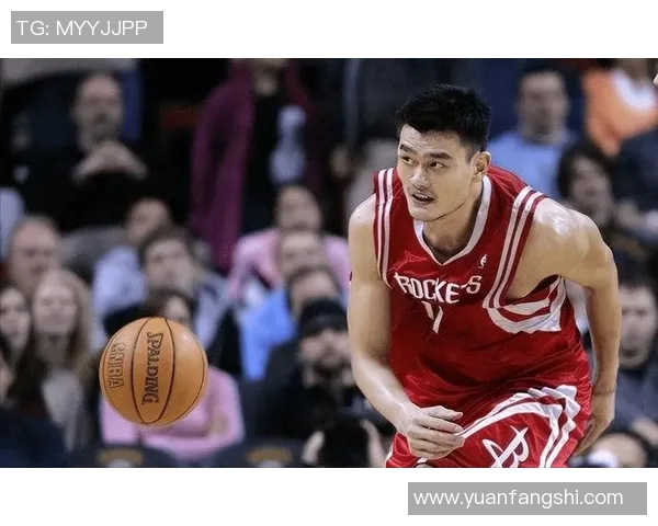 姚明背后换手技艺的独特魅力与篮球场上的精彩瞬间解析