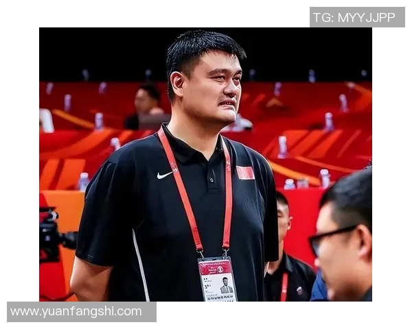 姚明在黑夜中穿行追寻梦想的光芒与希望