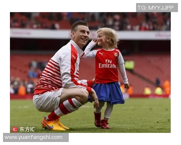 欧洲足球明星私下生活瞬间揭秘展现他们真实的一面与风采