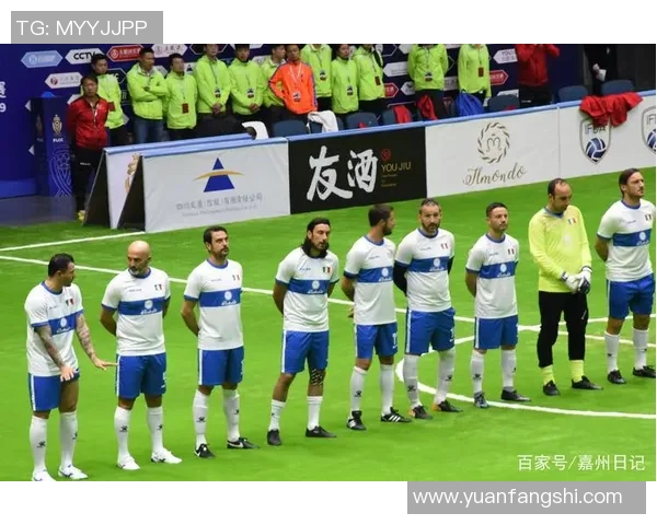 与足球明星的亲密接触在梦中交织的青春岁月与激情赛场的故事