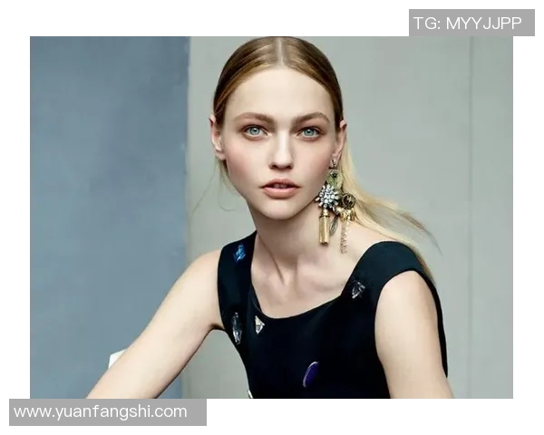 足球女星耳环时尚造型大赏展现独特魅力与个性风采 足球女星耳环时尚造型大赏展现独特魅力与个性风采